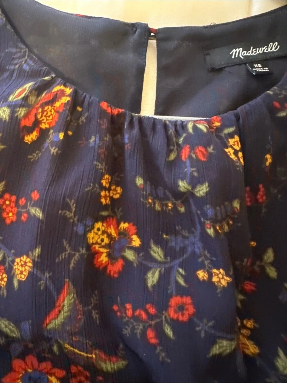 Madewell women’s navy blue floral top size xs